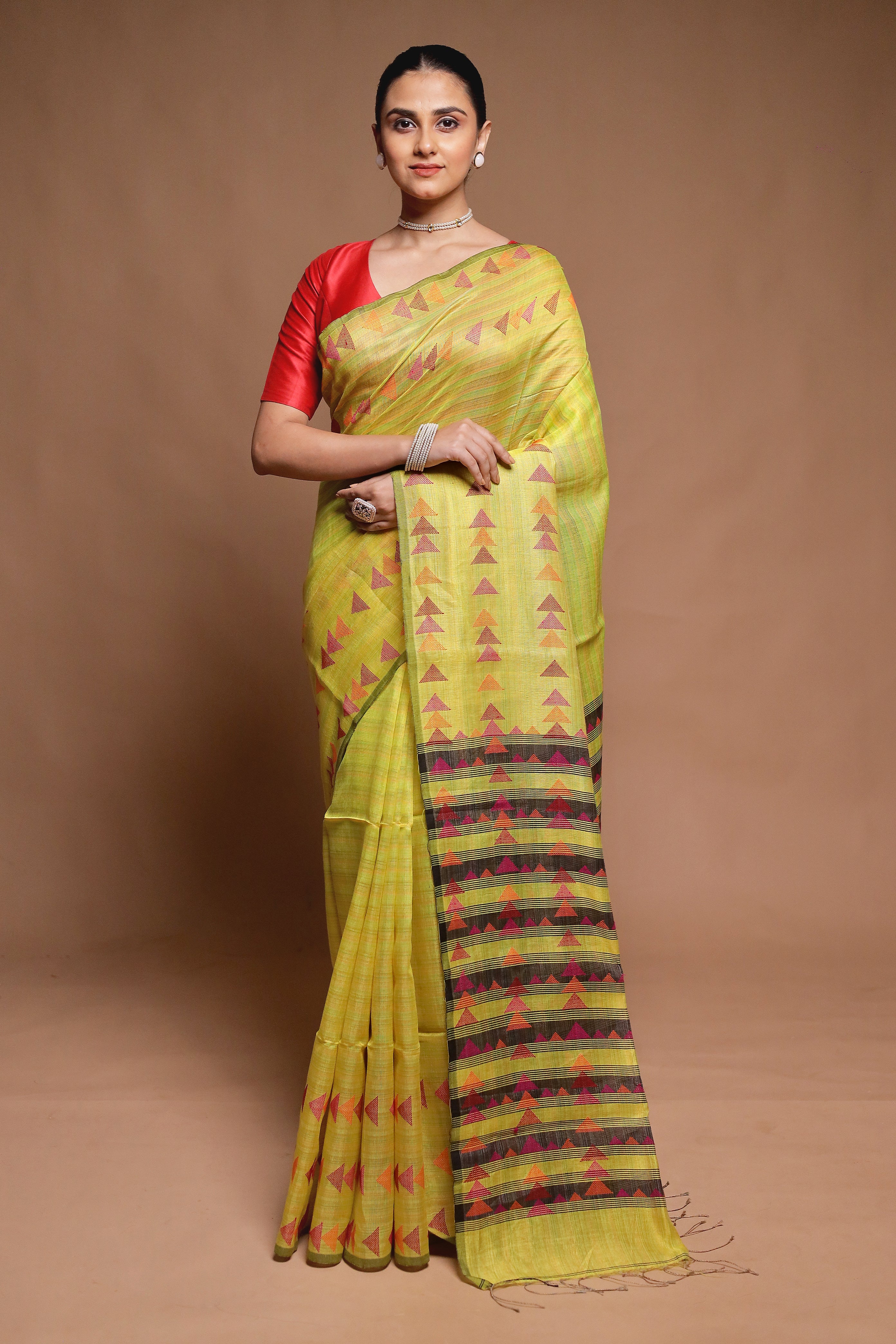 Green Handloom Matka Pure Silk Saree With Blouse Piece