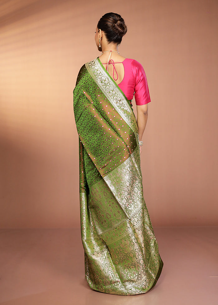 Green Handloom Tanchoi Pure Silk Saree With Blouse Piece