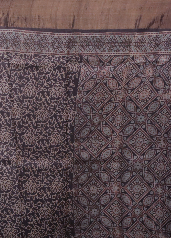 Brown Handloom Tussar Pure Silk Saree With Blouse Piece