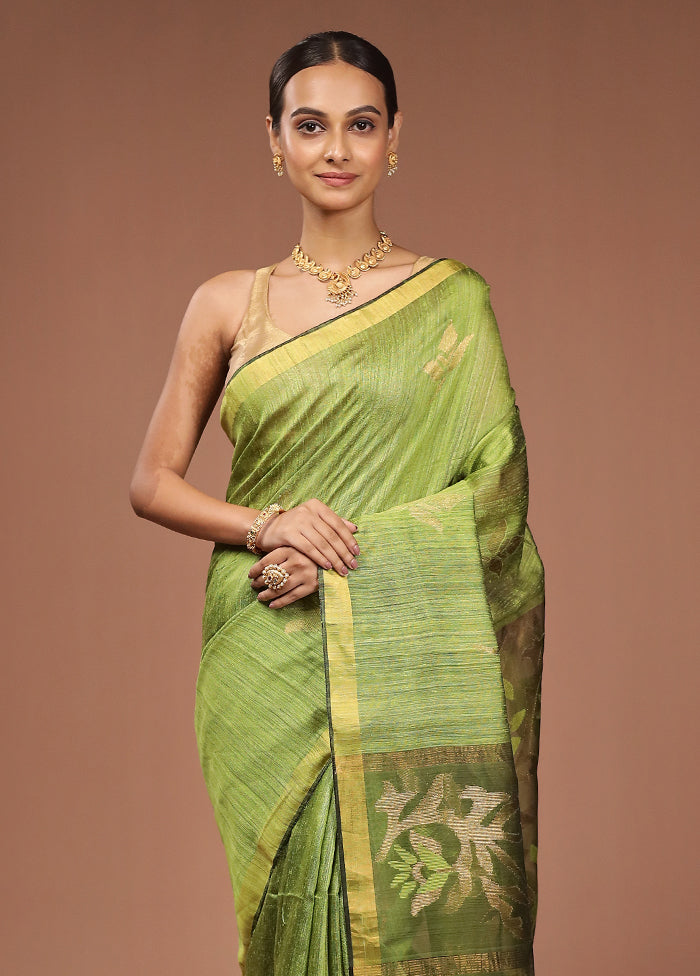 Green Handloom Matka Pure Silk Saree With Blouse Piece