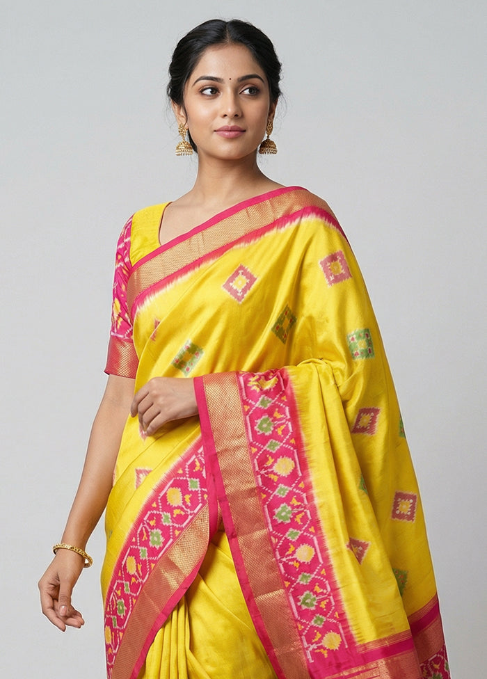 Yellow Handloom Ikkat Pure Silk Saree With Blouse Piece