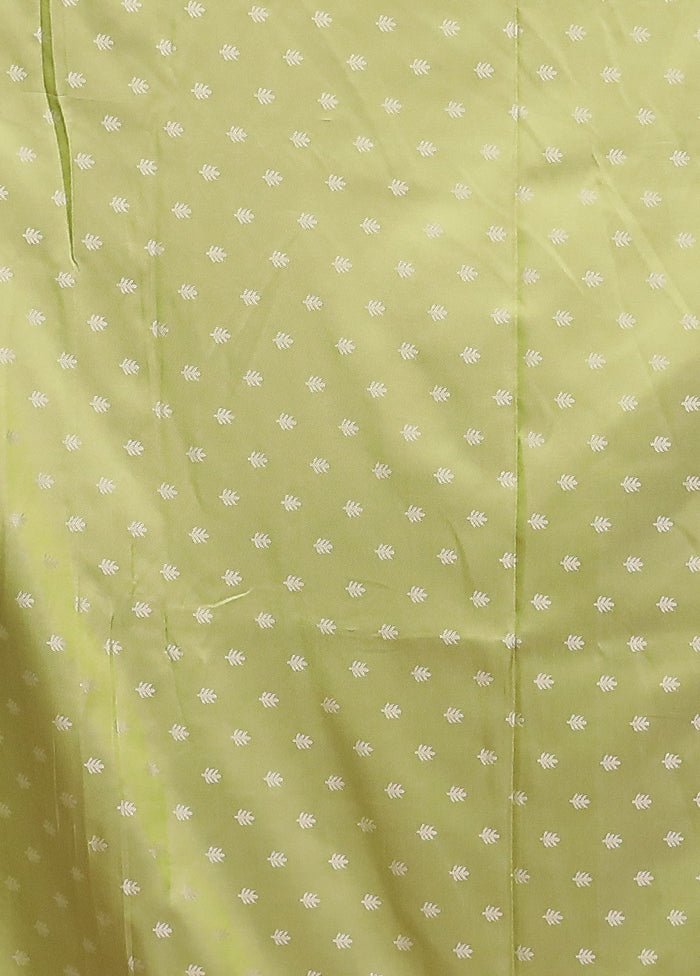 Green Dupion Silk Saree With Blouse Piece