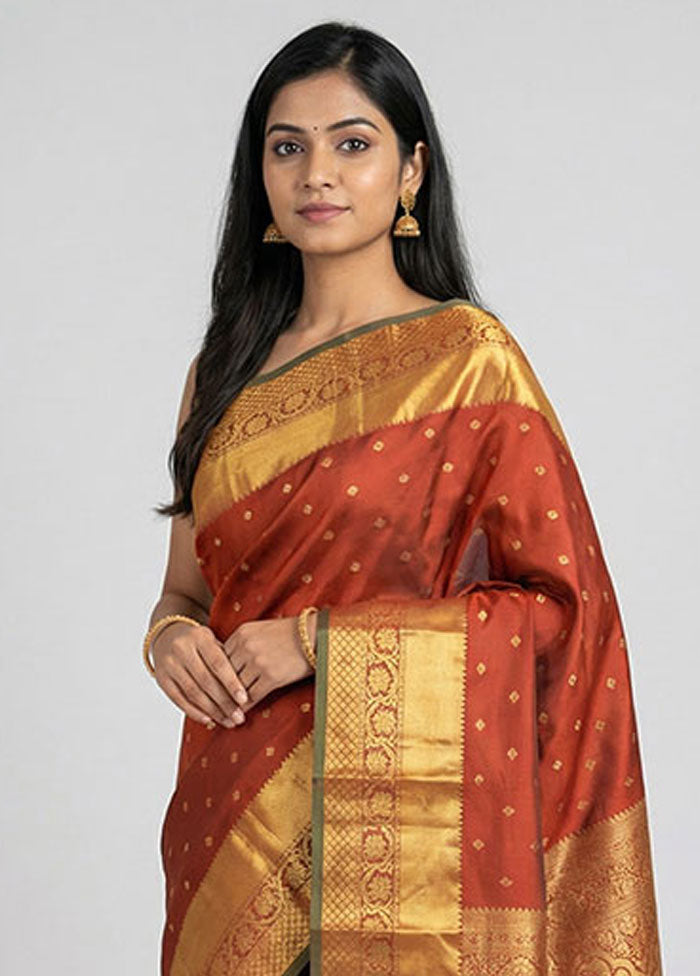 Maroon Handloom Kanjivaram Pure Silk Saree With Blouse Piece
