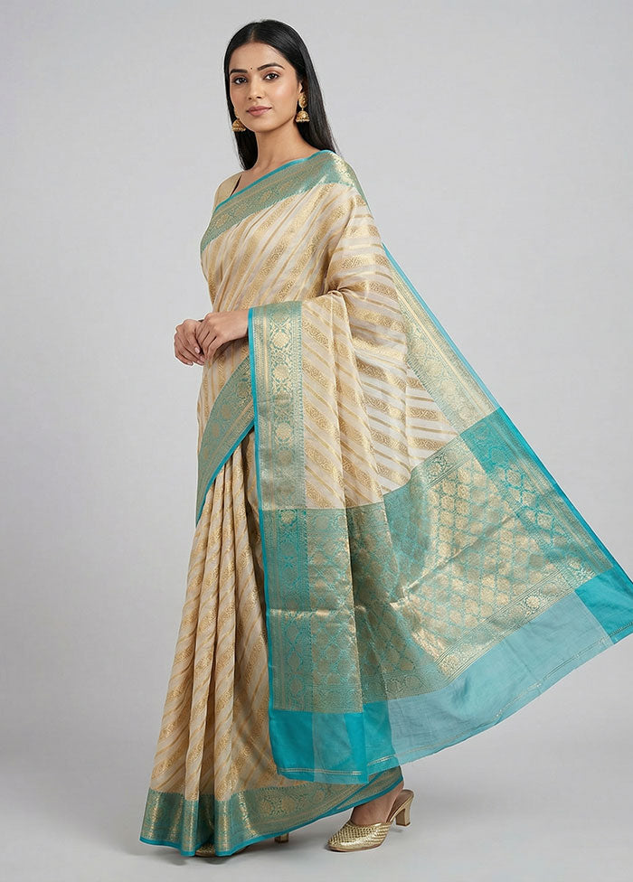 White Kora Silk Saree With Blouse Piece