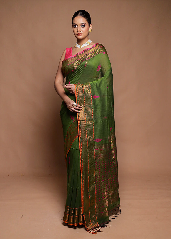 Green Matka Silk Saree With Blouse Piece