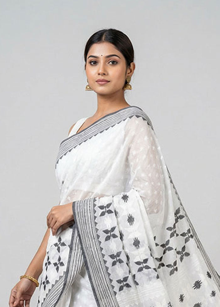 White Jamdani Cotton Saree Without Blouse Piece