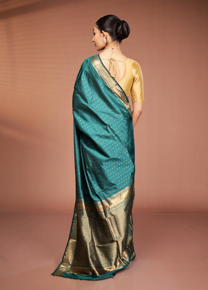 Green Kanjivaram Silk Saree With Blouse Piece