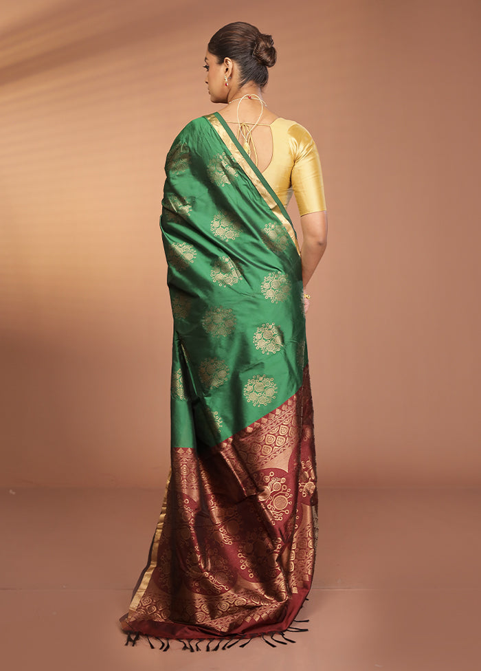 Green Kanjivaram Silk Saree With Blouse Piece
