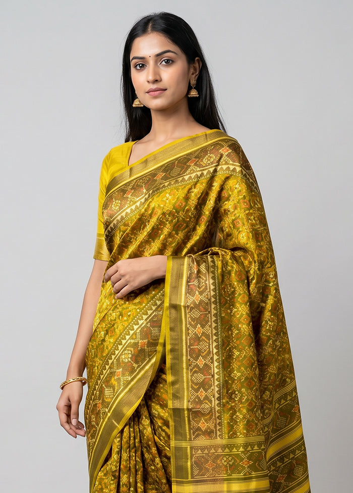 Green Handloom Patola Pure Silk Saree With Blouse Piece