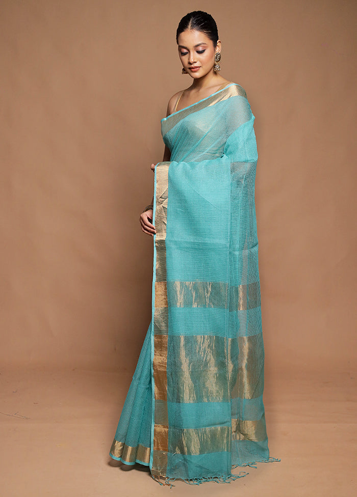 Blue Matka Silk Saree With Blouse Piece
