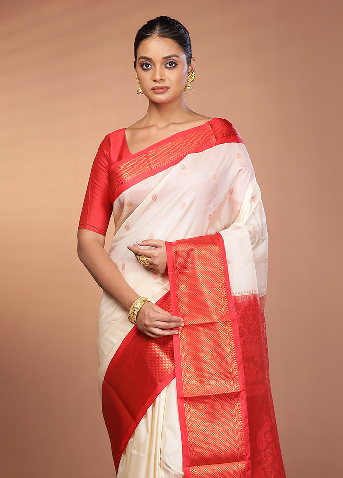 Cream Kanjivaram Silk Saree With Blouse Piece