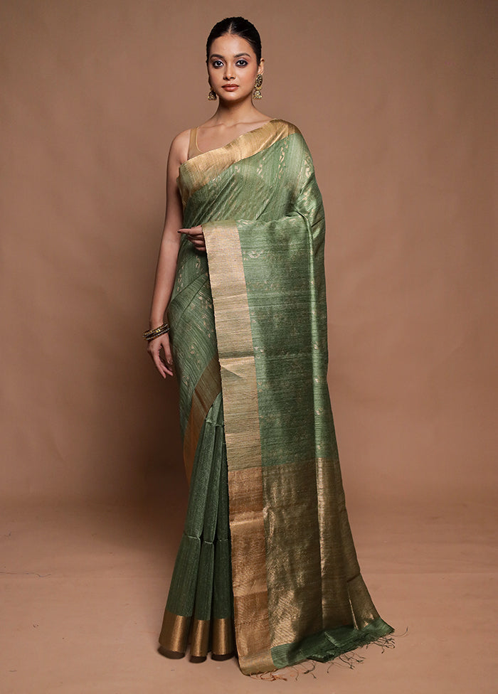 Green Handloom Matka Pure Silk Saree With Blouse Piece