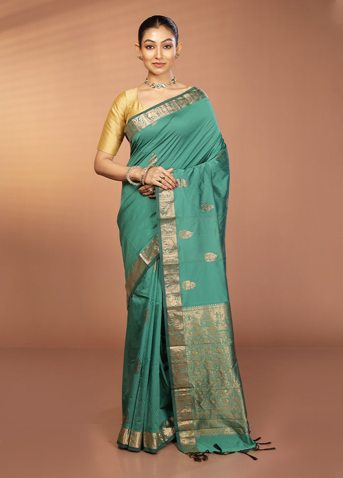 Green Kanjivaram Silk Saree With Blouse Piece