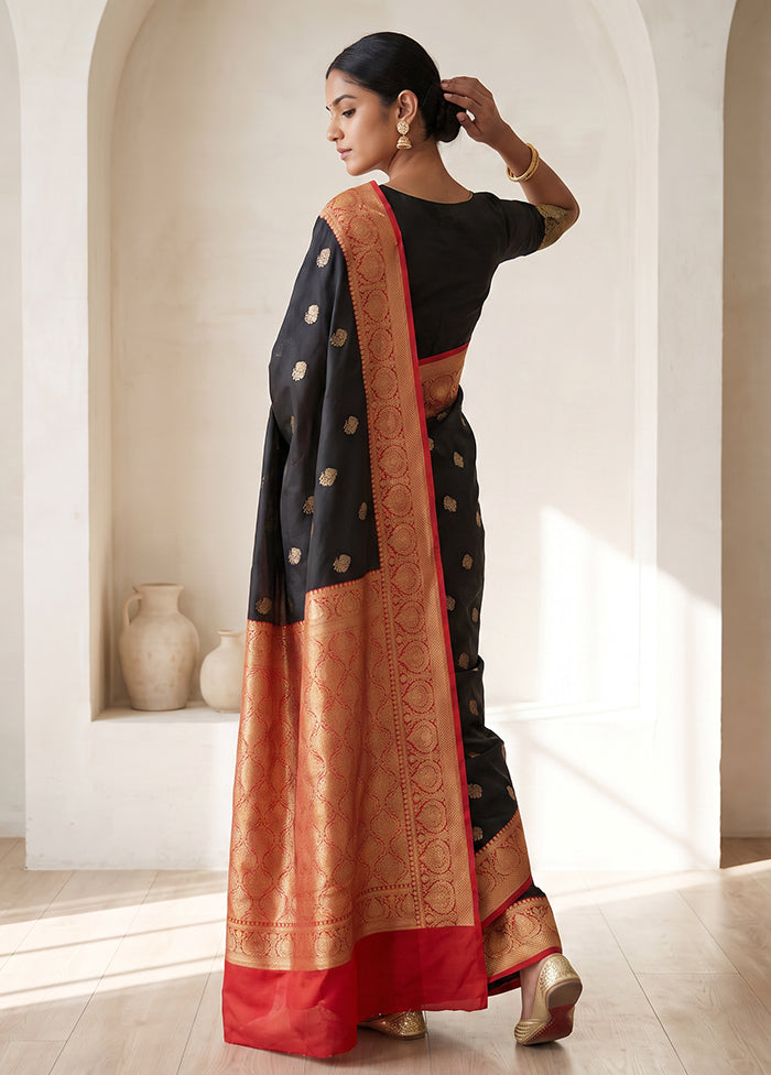 Black Katan Silk Saree With Blouse Piece