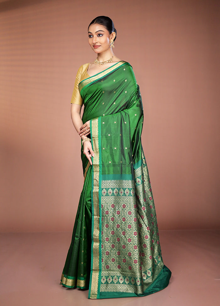 Green Kanjivaram Silk Saree With Blouse Piece