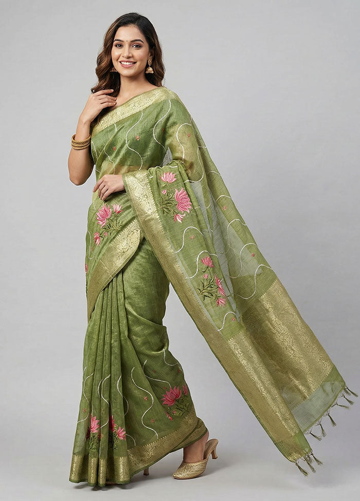 Green Cotton Saree With Blouse Piece