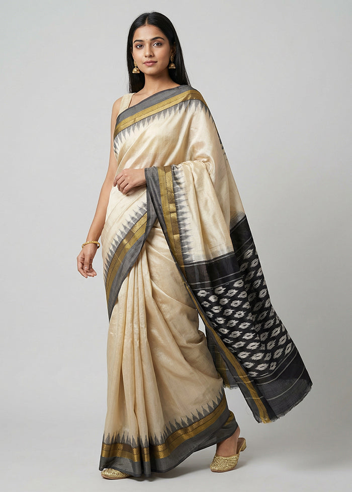 White Handloom Ikkat Pure Silk Saree With Blouse Piece
