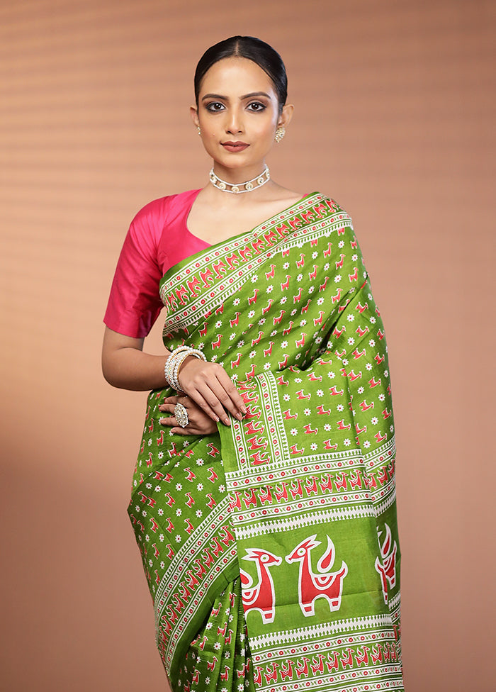 Green Printed Silk Saree Without Blouse Piece