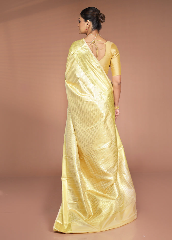 Cream Kanjivaram Silk Saree With Blouse Piece