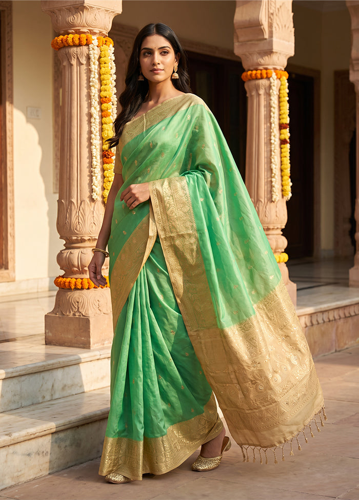 Green Handloom Kanchipuram Pure Silk Saree With Blouse Piece