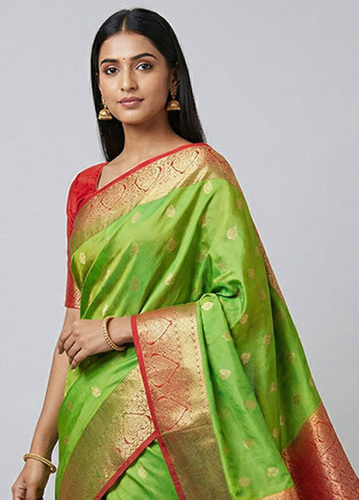 Green Kanjivaram Silk Saree With Blouse Piece