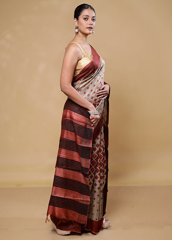Cream Handloom Tussar Pure Silk Saree With Blouse Piece