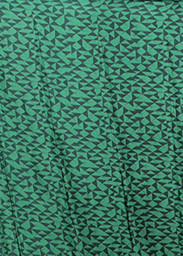 Green Printed Silk Saree Without Blouse Piece