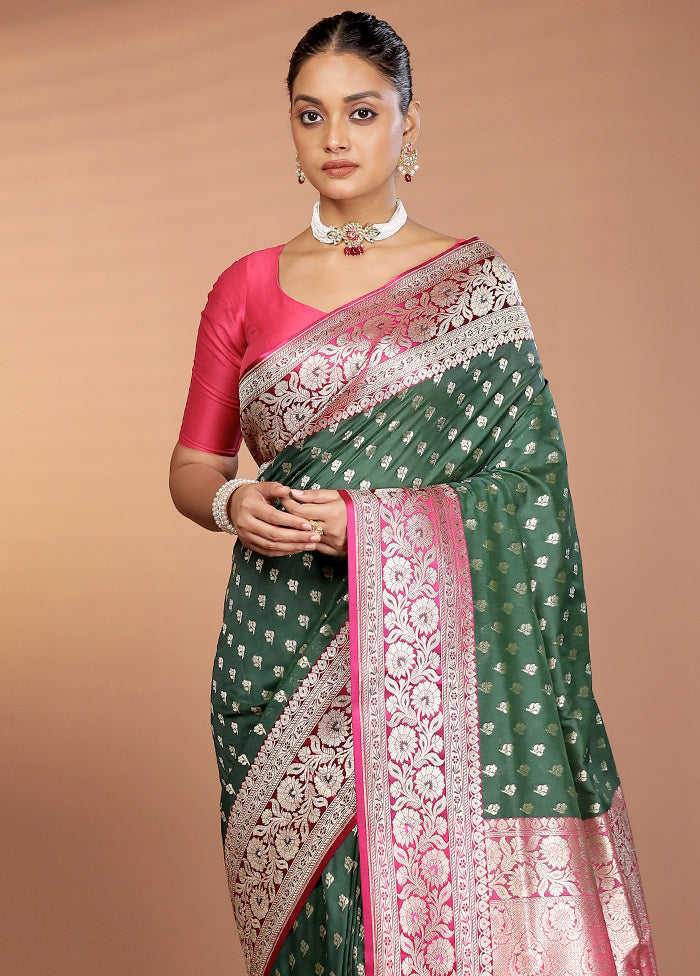 Green Uppada Silk Saree With Blouse Piece