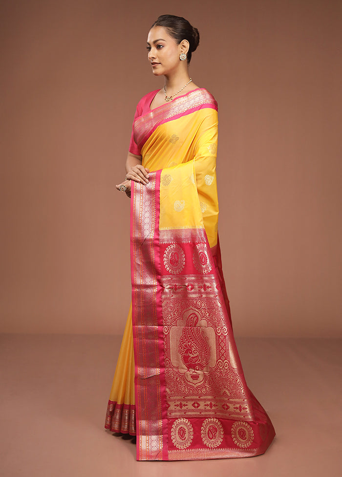 Yellow Kanjivaram Silk Saree With Blouse Piece