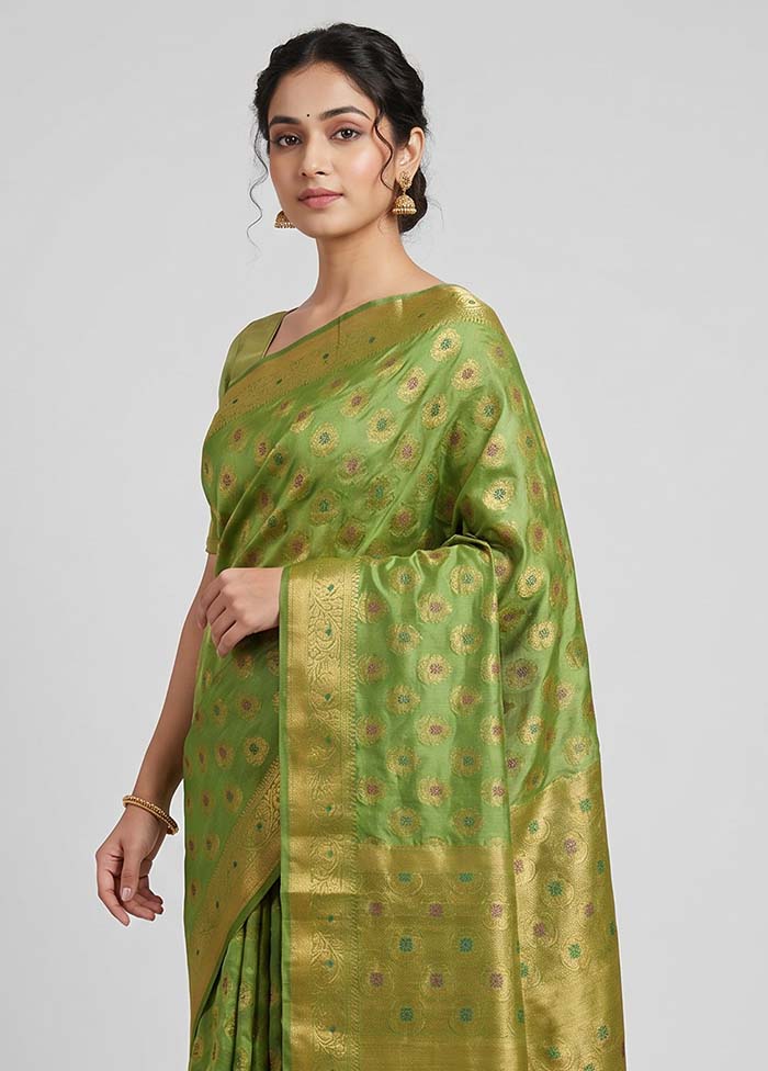 Green Dupion Silk Saree With Blouse Piece
