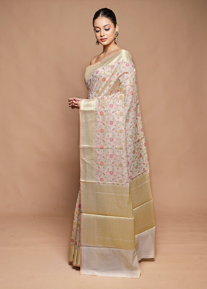Cream Cotton Saree With Blouse Piece