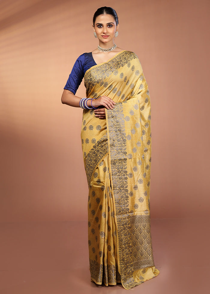 Cream Dupion Silk Saree With Blouse Piece