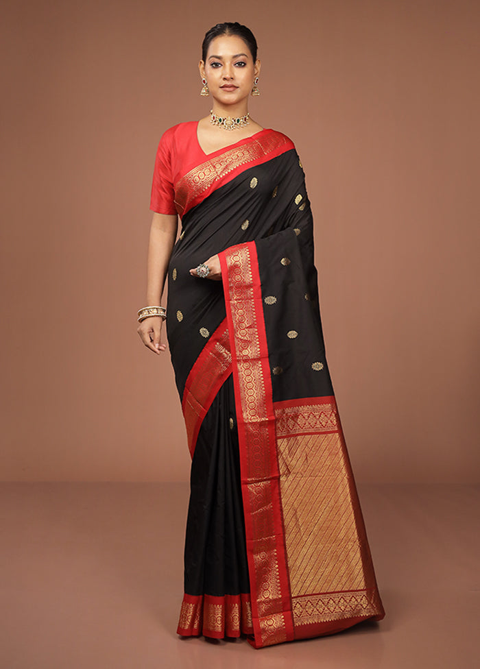 Black Kanjivaram Silk Saree With Blouse Piece