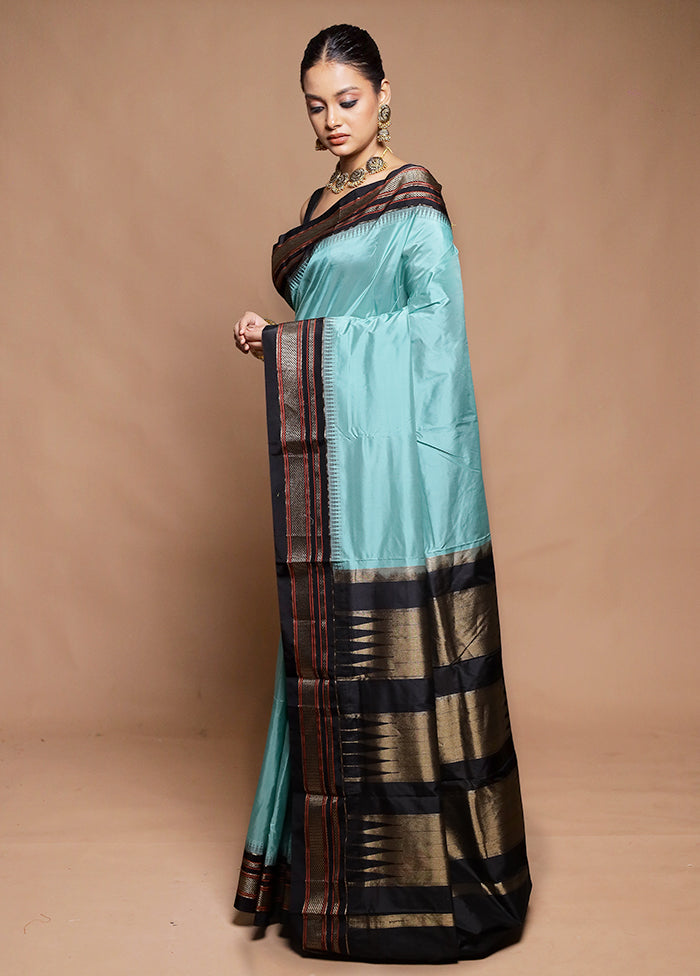 Blue Handloom Kanjivaram Pure Silk Saree With Blouse Piece