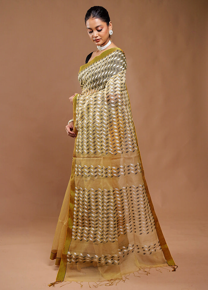 Yellow Cotton Saree With Blouse Piece
