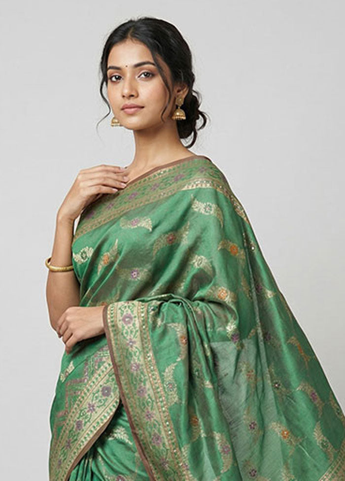 Green Kora Silk Saree With Blouse Piece
