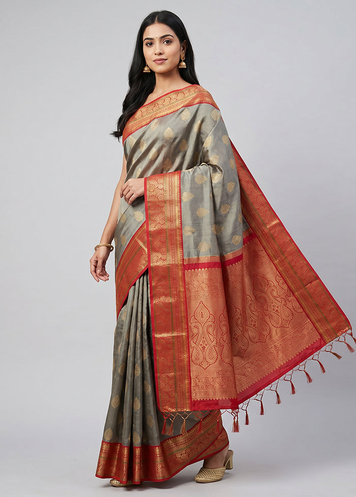 Grey Handloom Kanchipuram Pure Silk Saree With Blouse Piece