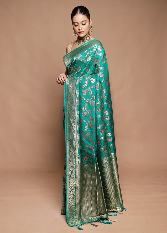 Green Dupion Silk Saree With Blouse Piece
