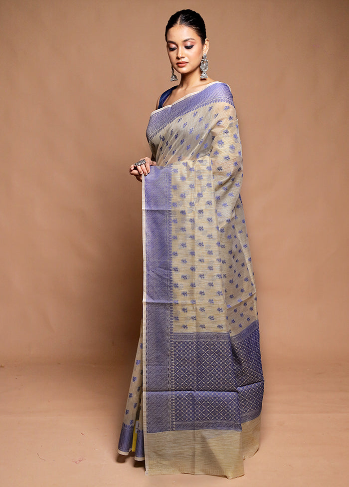 Cream Cotton Saree With Blouse Piece