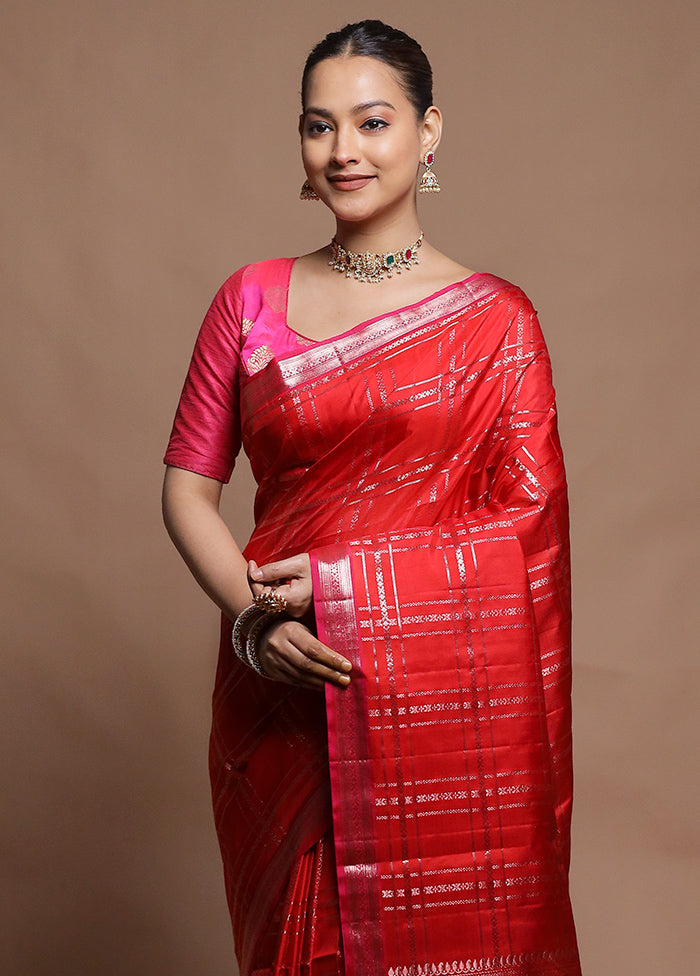 Red Handloom Kanchipuram Pure Silk Saree With Blouse Piece