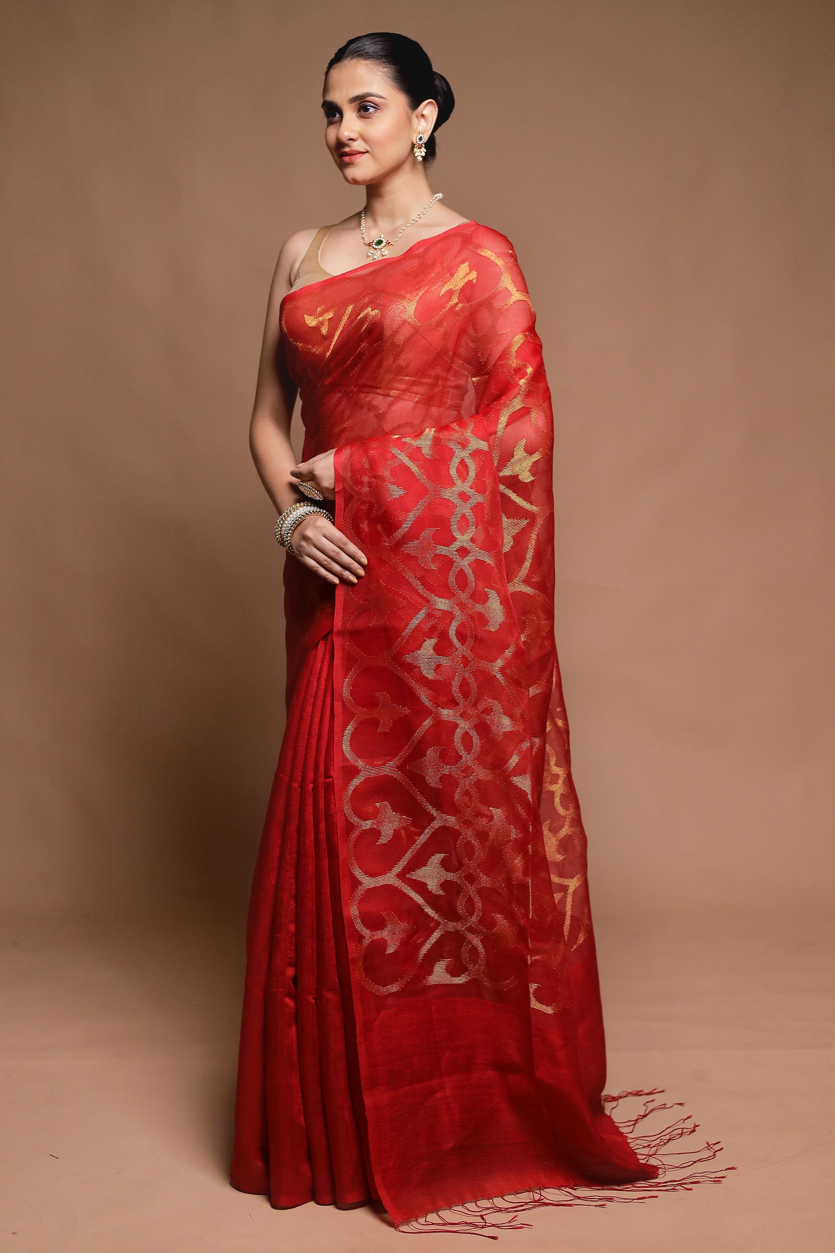 Red Handloom Matka Pure Silk Saree With Blouse Piece