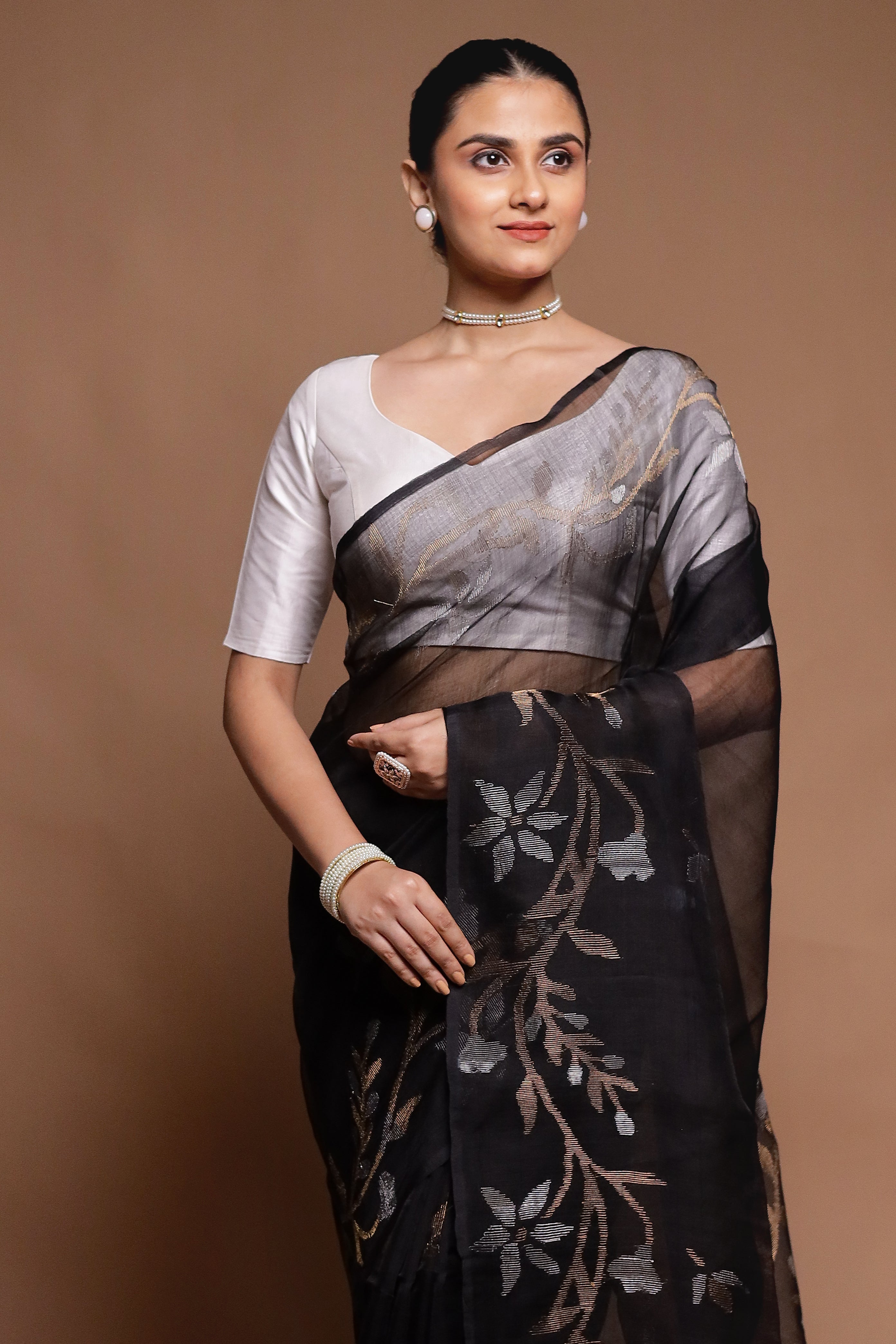 Black Handloom Matka Pure Silk Saree With Blouse Piece