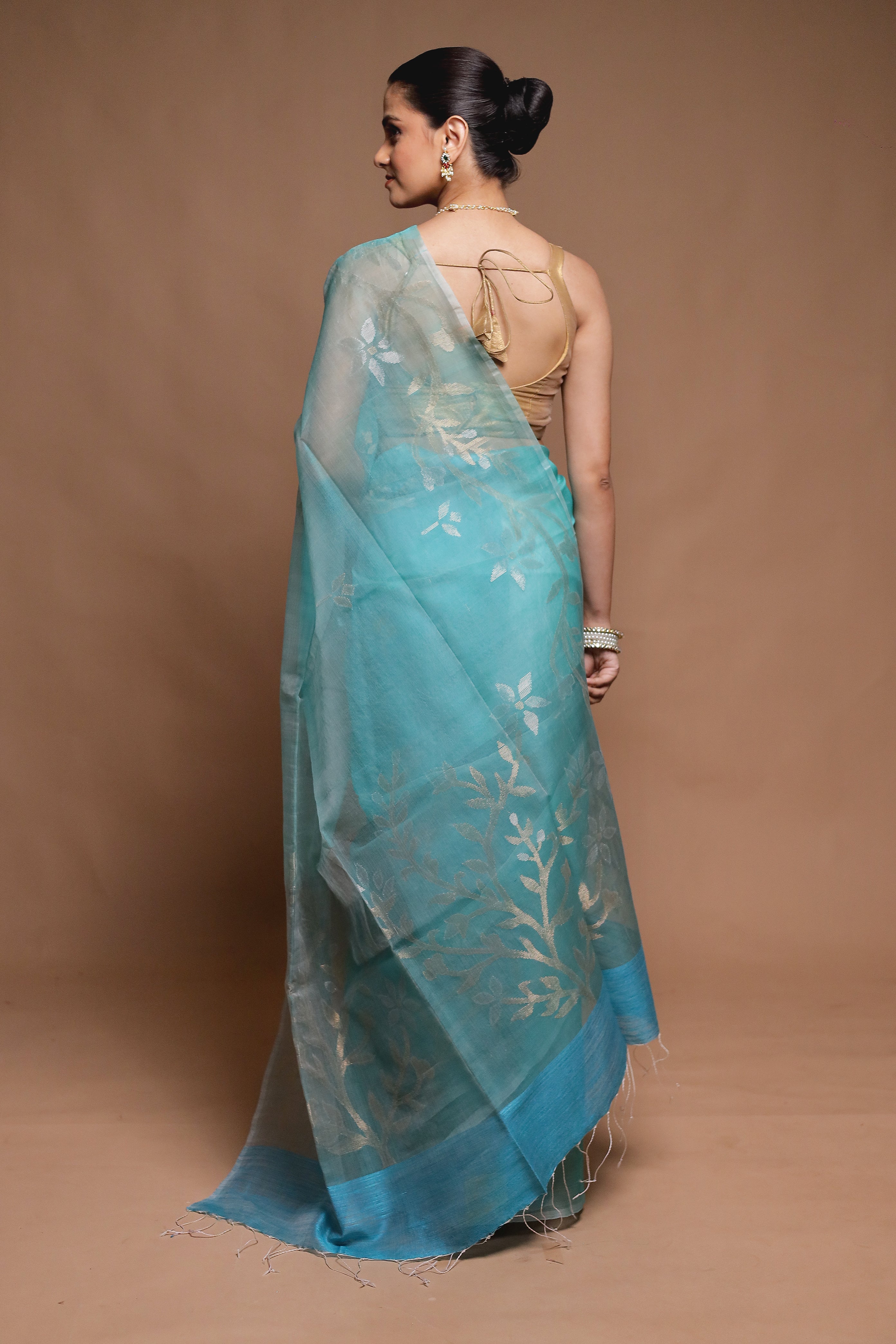 Green Handloom Matka Pure Silk Saree With Blouse Piece