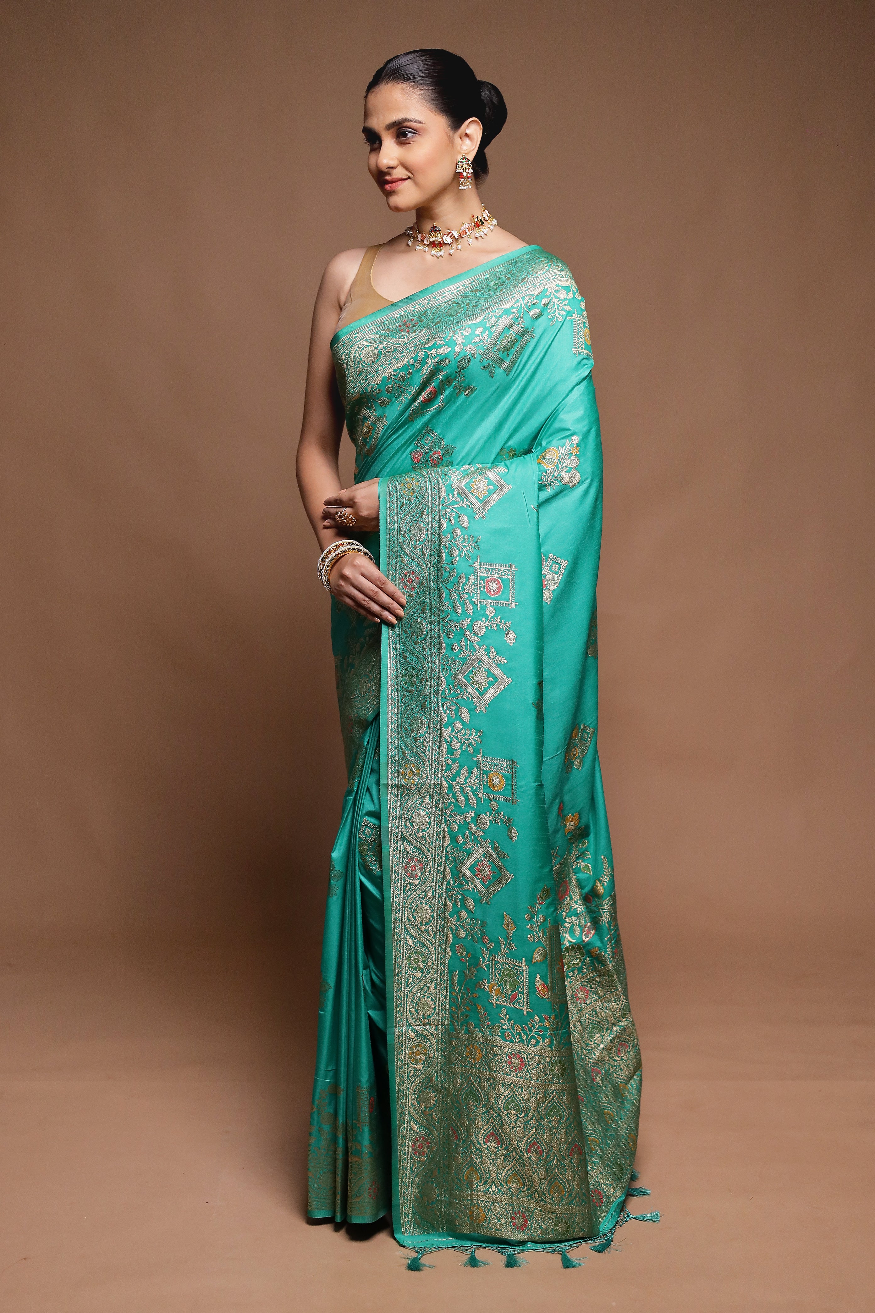 Green Dupion Silk Saree With Blouse Piece