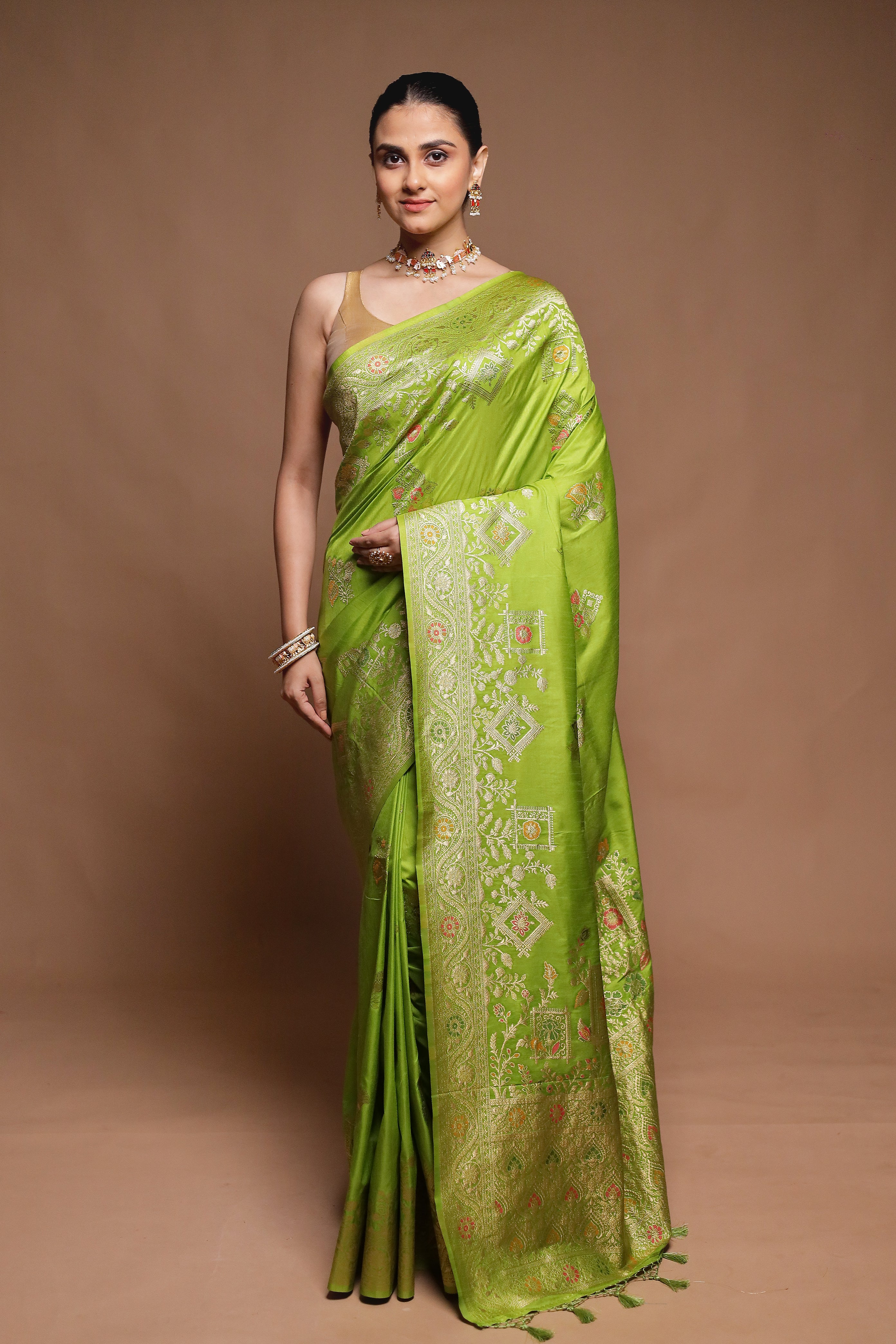 Green Dupion Silk Saree With Blouse Piece