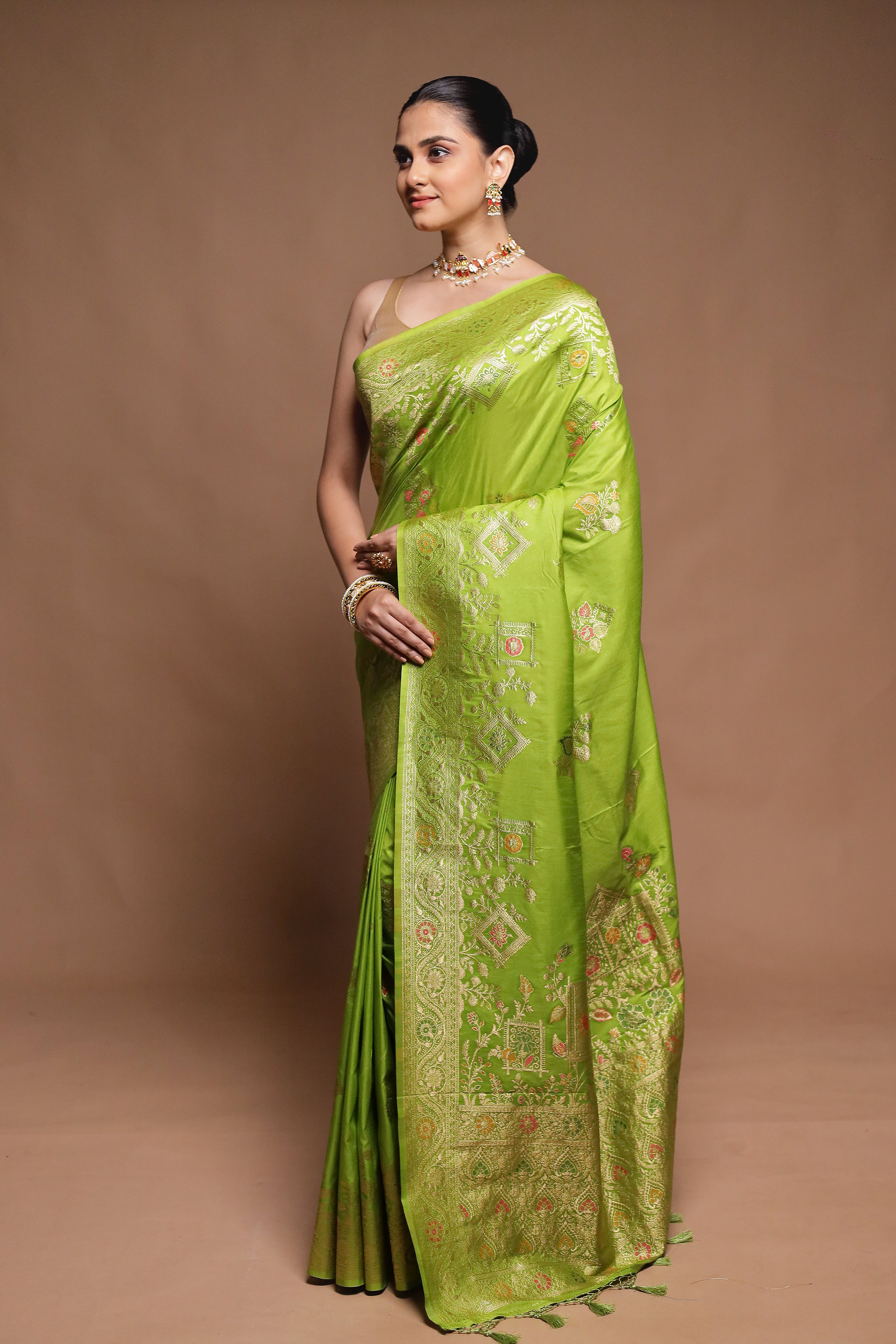 Green Dupion Silk Saree With Blouse Piece
