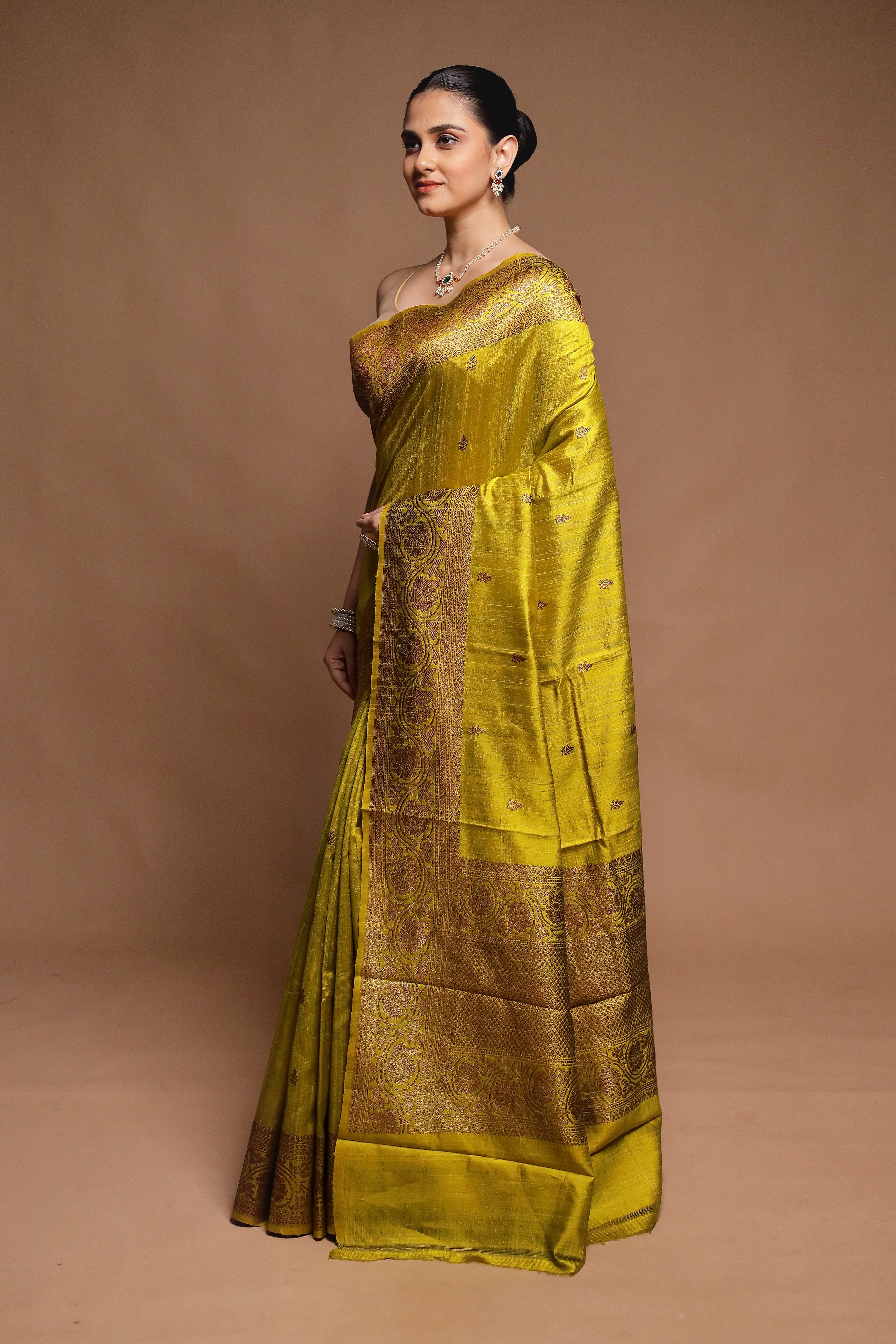 Yellow Handloom Tussar Pure Silk Saree With Blouse Piece
