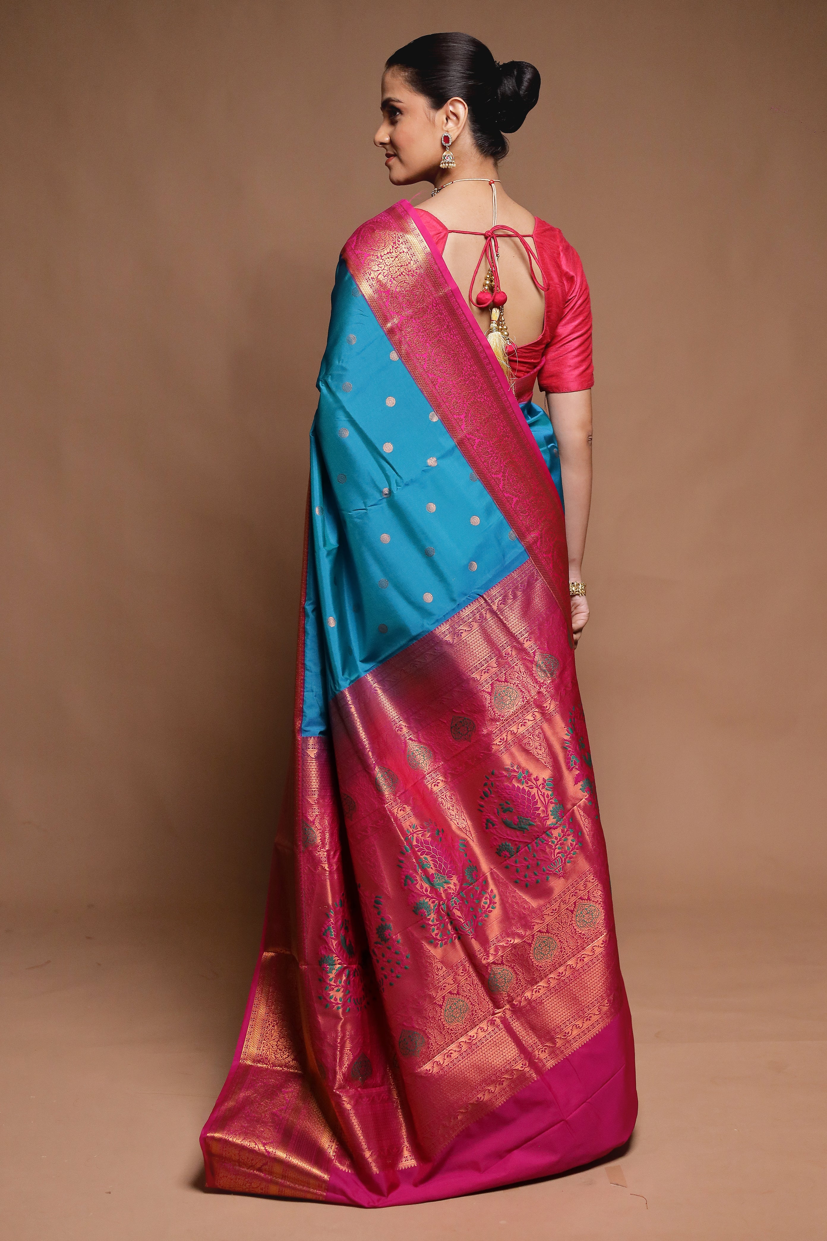 Blue Kanjivaram Silk Saree With Blouse Piece