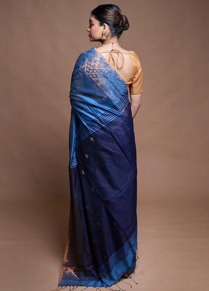 Blue Cotton Saree With Blouse Piece