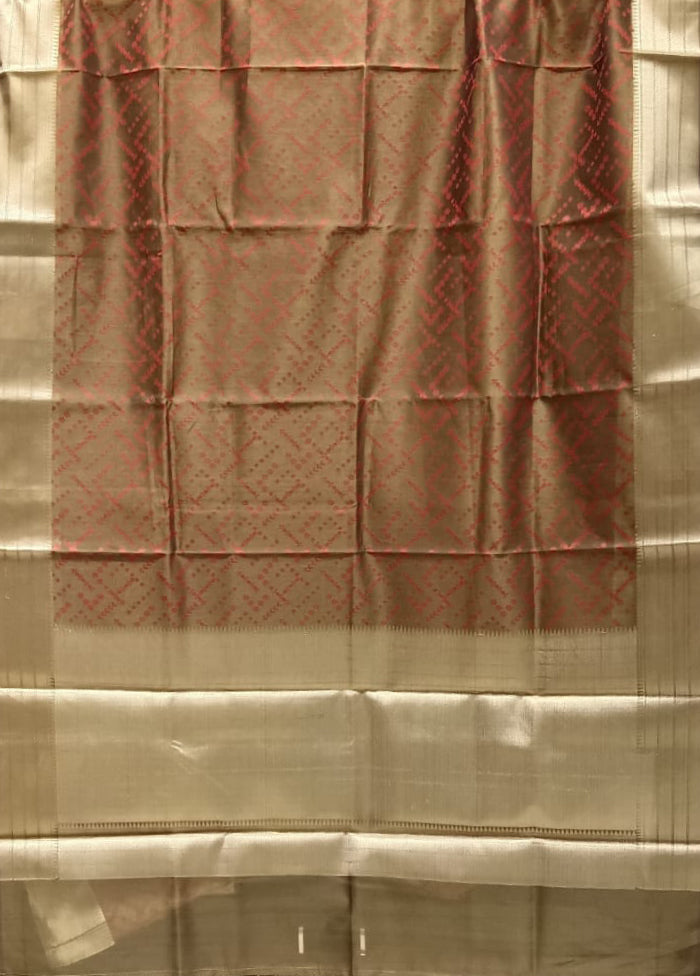 Green Kora Silk Saree With Blouse Piece
